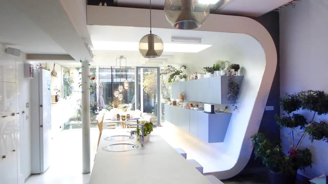 Nocleg ze śniadaniem Plant Based B&B Central Brugia